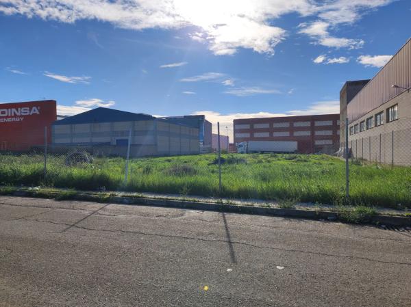 Terreno en calle Marconi, 38