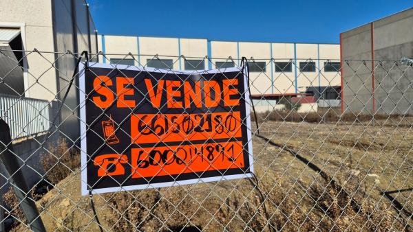 Terreno en calle Iniciativa, 21