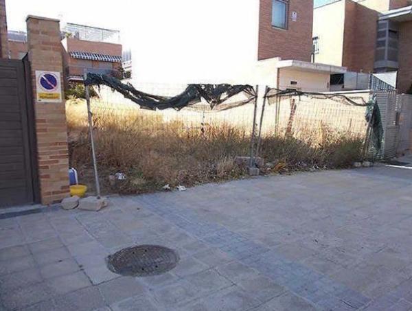 Terreno en calle Hospital de San José