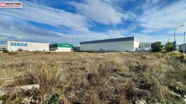 Terreno en avenida de la Lealtad