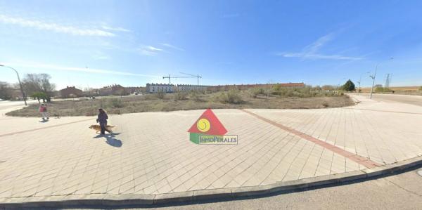 Terreno en calle de Albert Camus, 1 -p