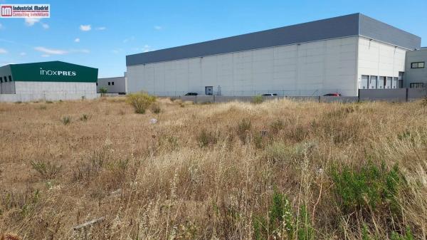 Terreno en avenida de la Lealtad