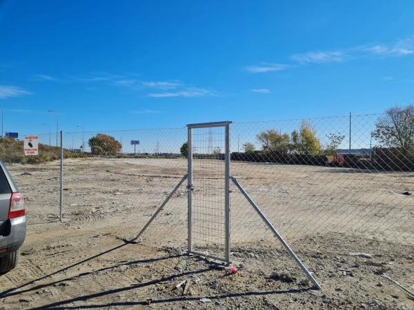 Terreno en calle Isaac Newton s/n