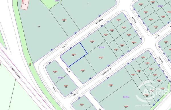 Terreno en calle Marengo