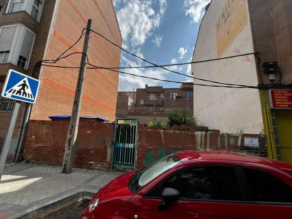 Terreno en Barrio Las Dehesillas-Vereda de los Estudiantes