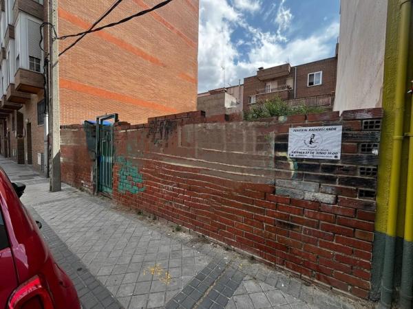 Terreno en Barrio Las Dehesillas-Vereda de los Estudiantes