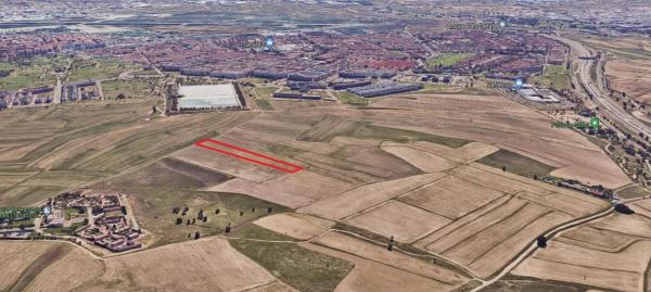 Terreno en Barrio Las Dehesillas-Vereda de los Estudiantes