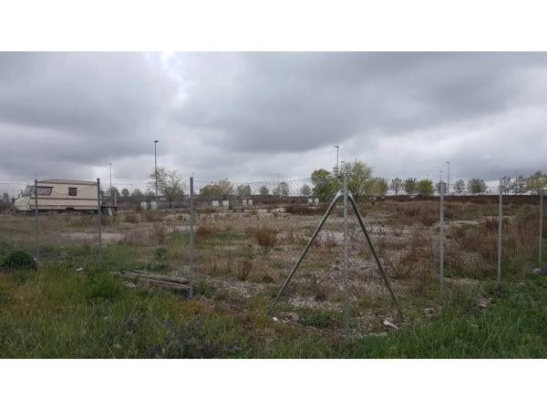 Terreno en Barrio Las Dehesillas-Vereda de los Estudiantes