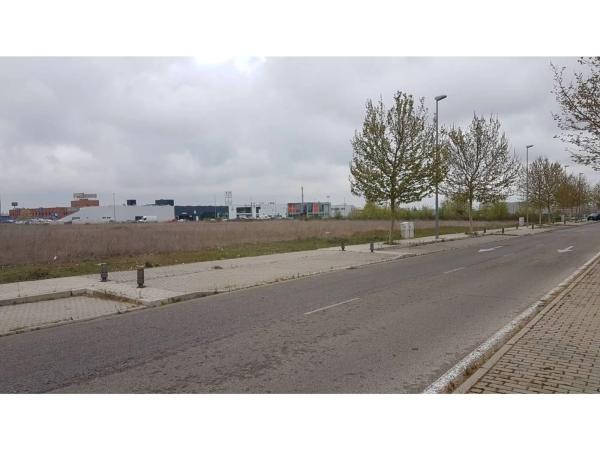 Terreno en Barrio Las Dehesillas-Vereda de los Estudiantes