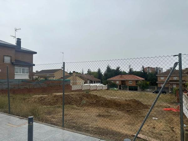 Terreno en calle Chinchón, 4
