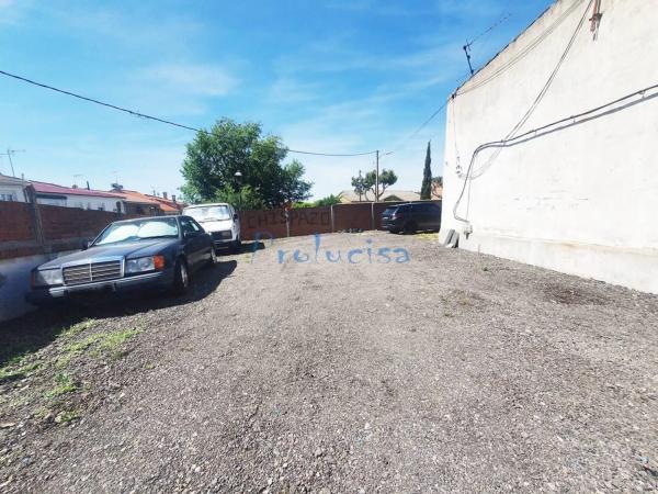 Terreno en calle el Carril