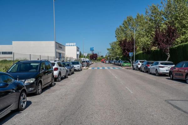 Terreno en calle Federica Montseny, 13