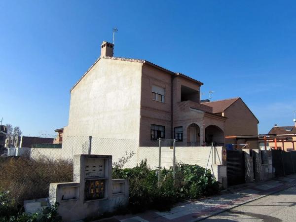 Terreno en calle Julio González, 8