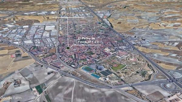 Terreno en calle de Pedro Faura