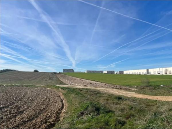 Terreno en Poligono 005, 44