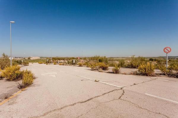Terreno en calle m la Peluquera