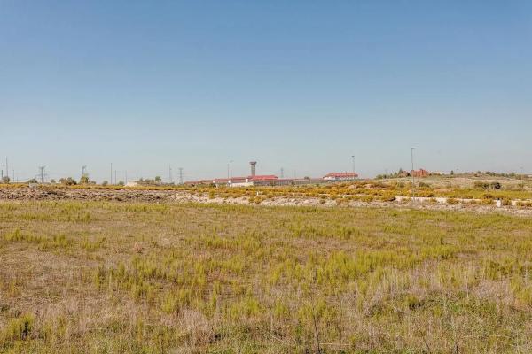 Terreno en calle m la Peluquera