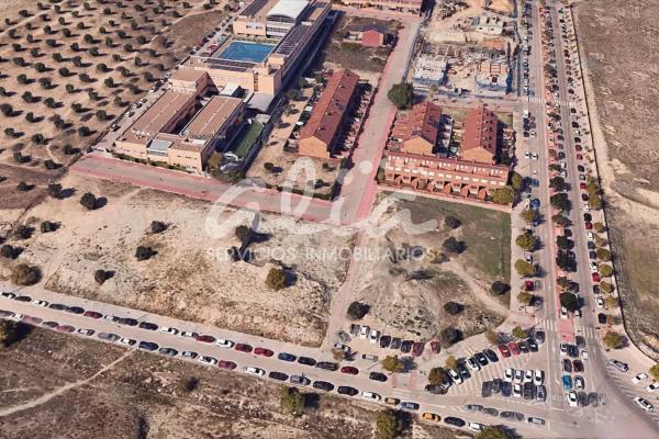 Terreno en calle María Zambrano s/n