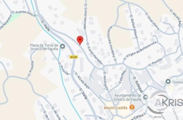 Terreno en calle Fuente Juncal