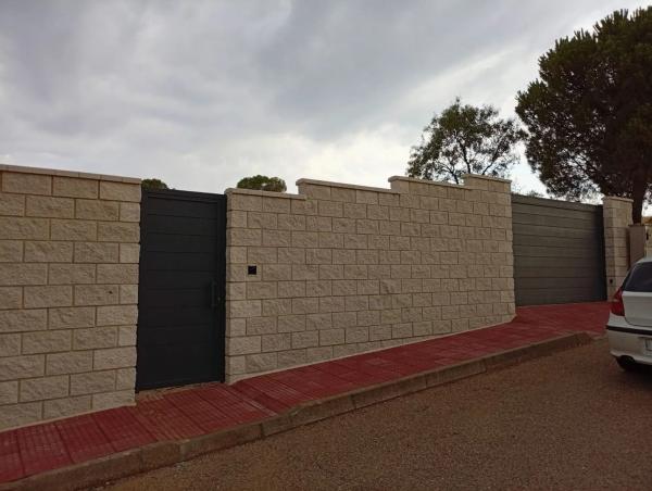 Terreno en calle Gallo, 745