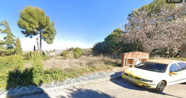 Terreno en calle Encinas