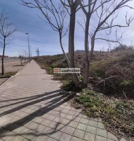Terreno en avenida de Valdearganda, 5