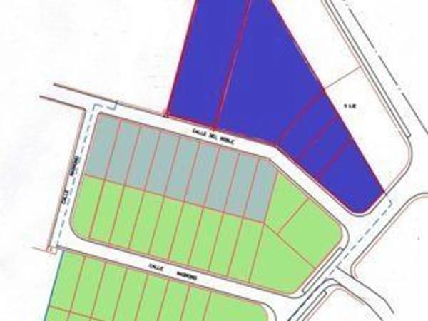 Terreno en calle Madroño