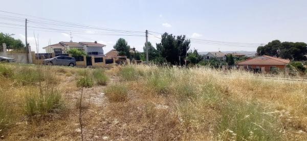 Terreno en avenida de las Naciones