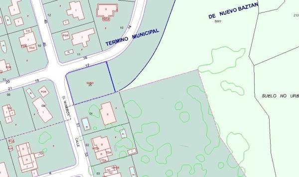 Terreno en avenida Quintanar, 17