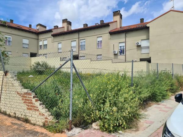 Terreno en calle la Paloma