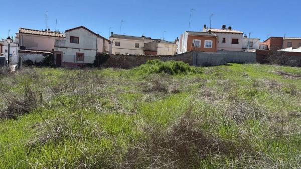 Terreno en calle la Paloma