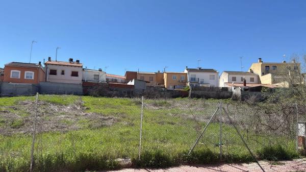 Terreno en calle la Paloma