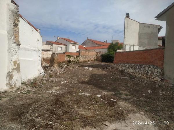 Terreno en calle de la Pasión, 7