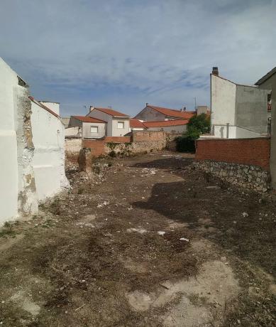 Terreno en calle de la Pasión, 7