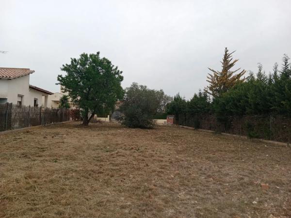 Terreno en calle de Francesc Maciá, 17