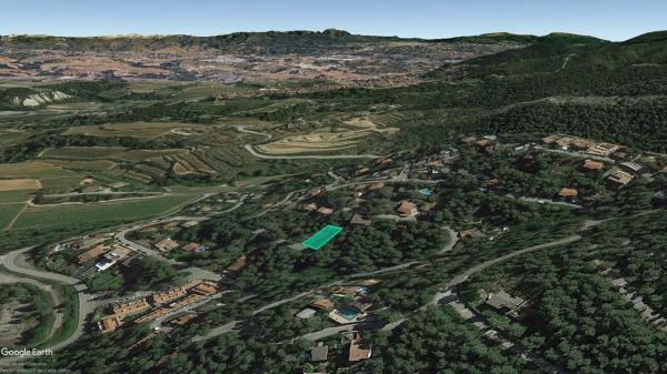 Terreno en avenida Hermenegildo Almirall