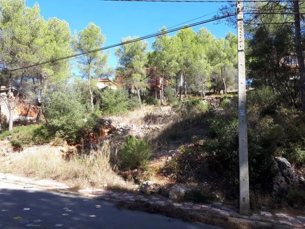 Terreno en avenida Hermenegildo Almirall