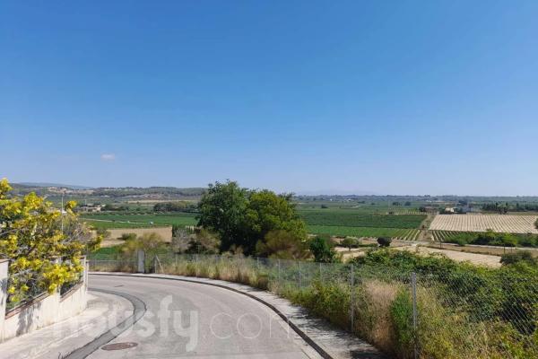 Terreno en calle Golf