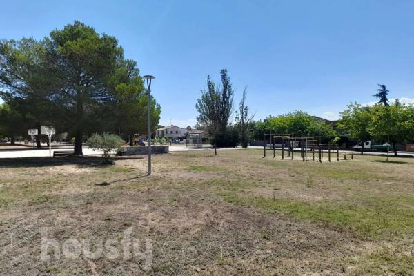 Terreno en calle Golf