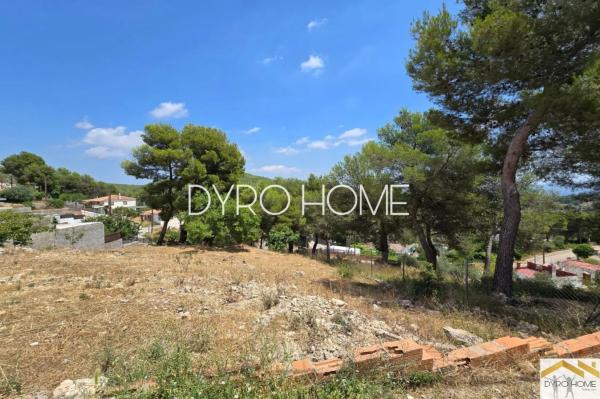 Terreno en calle de La Cerdanya