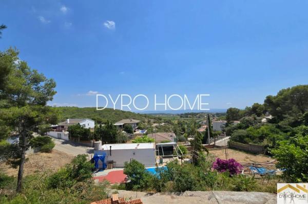 Terreno en calle de La Cerdanya