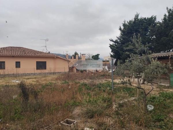 Terreno en calle de Salvador Espriu