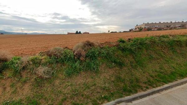 Terreno en camino de Rocabruna