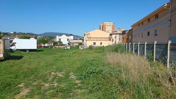 Terreno en calle de Sant Sadurní