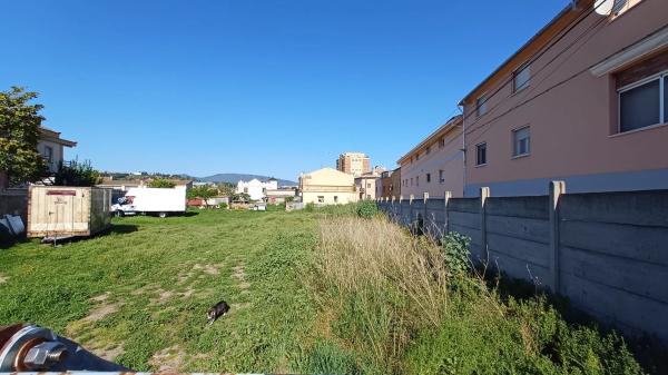 Terreno en calle de Sant Sadurní