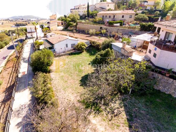 Terreno en camino de la Creu s/n