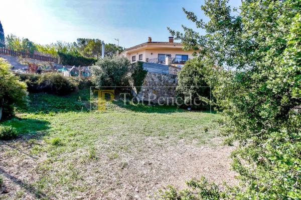 Terreno en camino de la Creu s/n