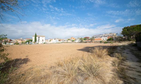 Terreno en avenida catalunya