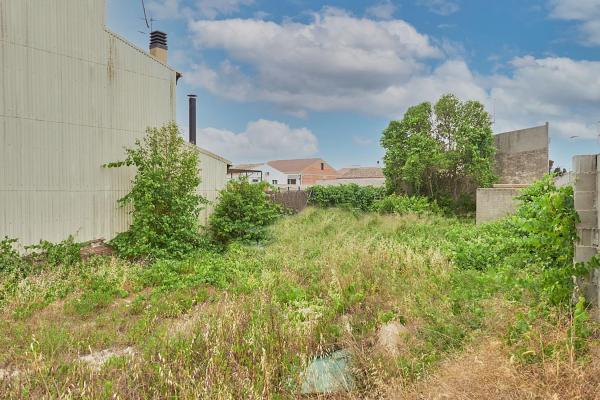 Terreno en calle Font del Cusco