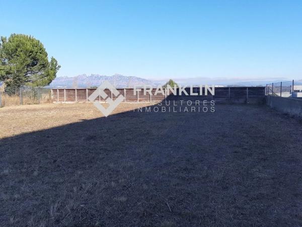 Terreno en fondo serra s/n